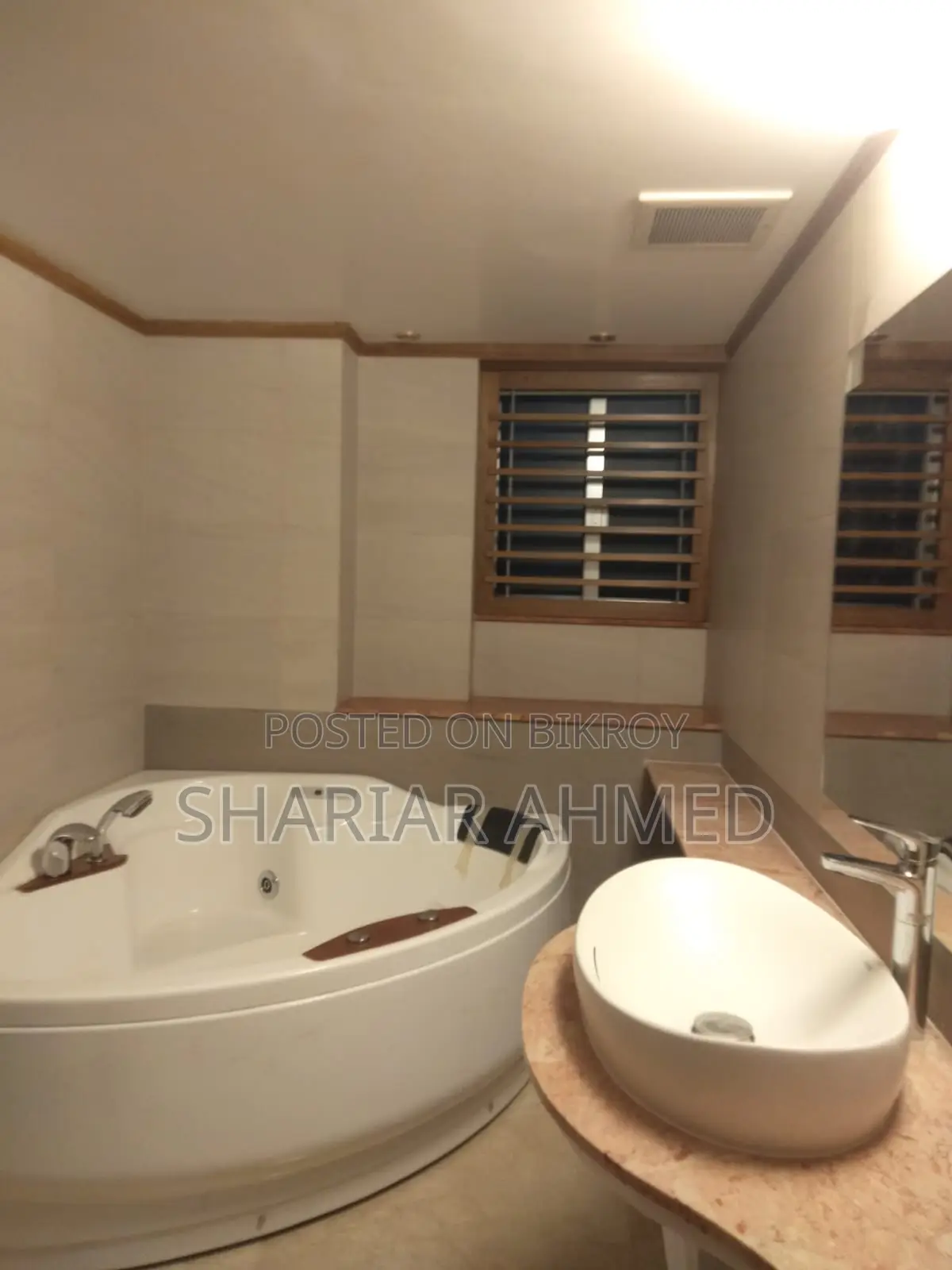 Well Decorated Furnished Apt: For Rent In GULSHAN Diplomatic Zone in Gulshan