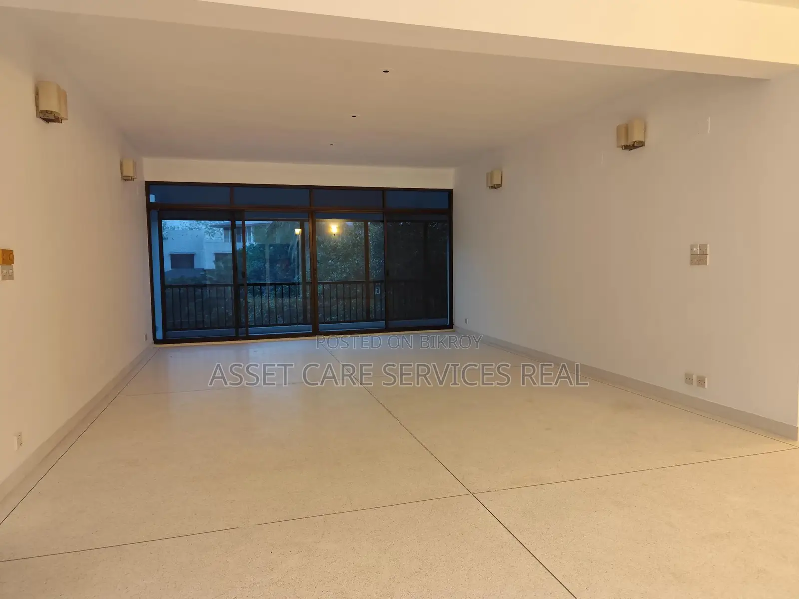 3Bed Un-Furnished Exclusive Apartment Rent In North Gulshan in Gulshan