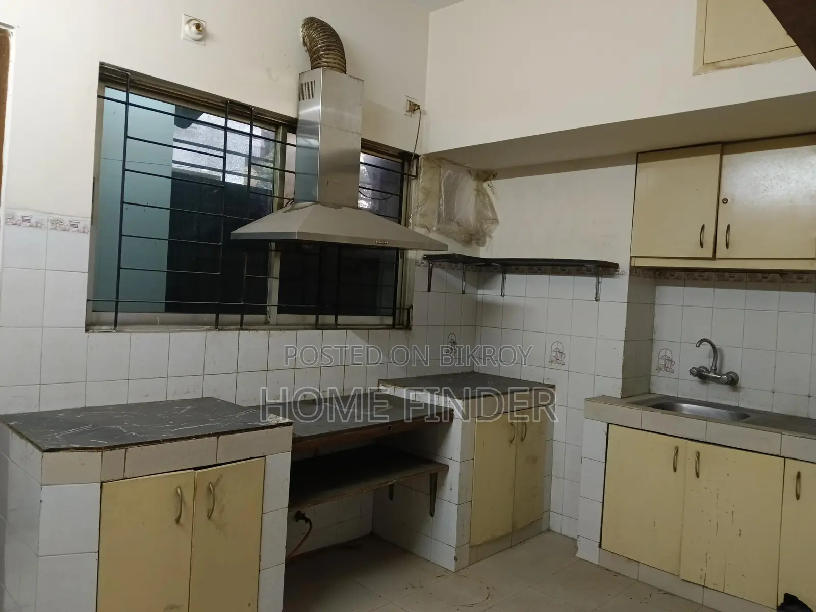 2300 Sqft Un-furnished Apartment For Rent In Gulshan in Gulshan