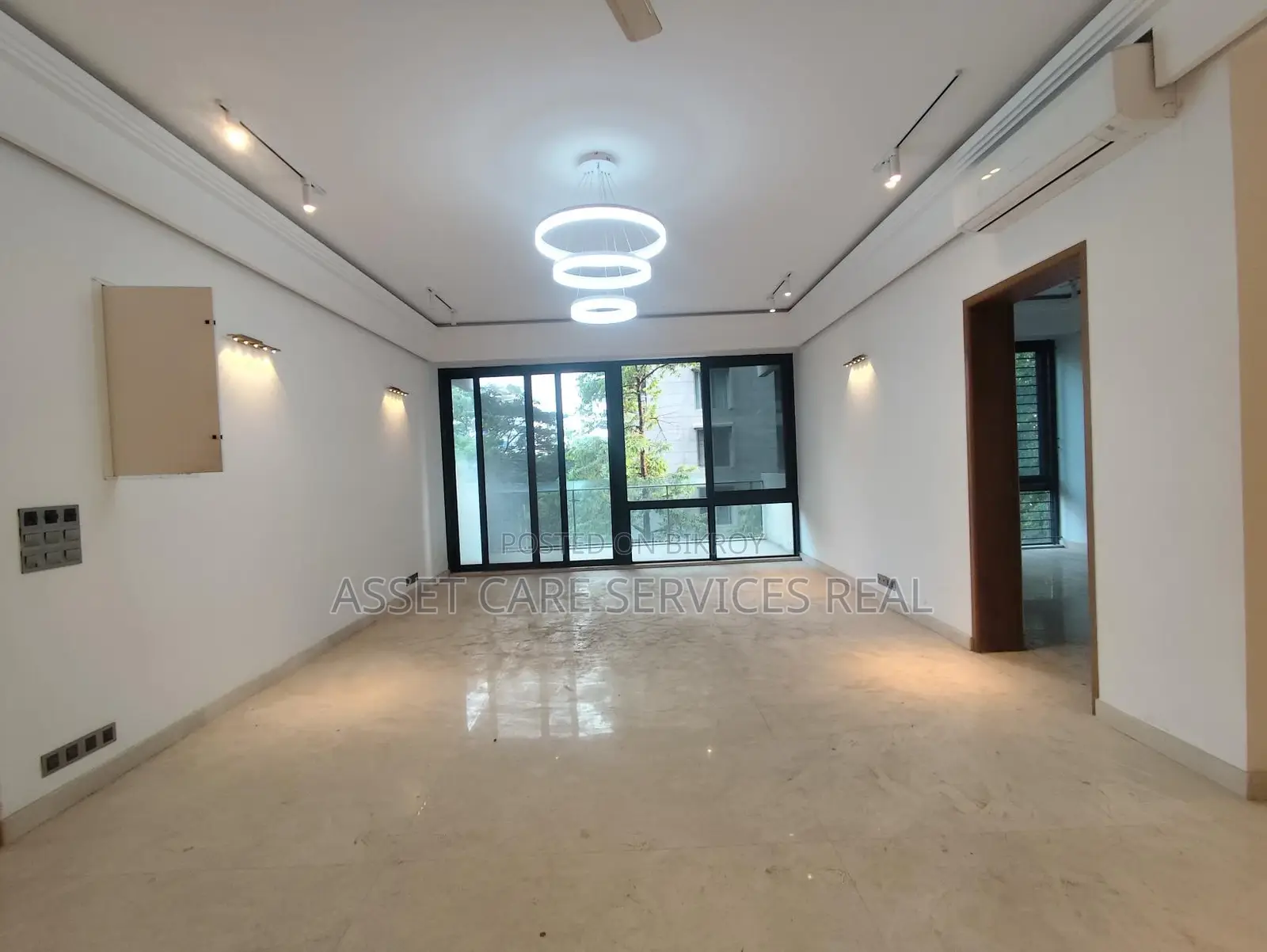 Brand New Semi-Furnished Luxurious 3-Bed Apartment Rent In Gulshan in Gulshan