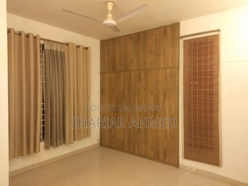 2370 Sqft 3 Bed Un-Furnished Apartment For Rent In Gulshan in Gulshan