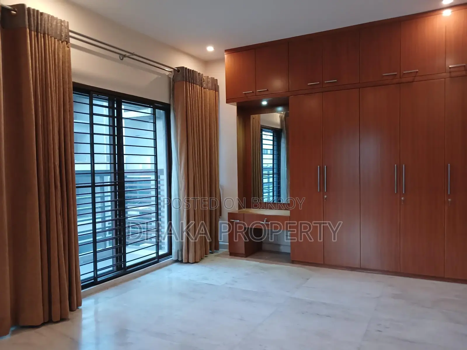 Gym Swimming 4800sqFt.4Bed_Luxurious Apt.Rent At Baridhara Diploma Zone in Baridhara