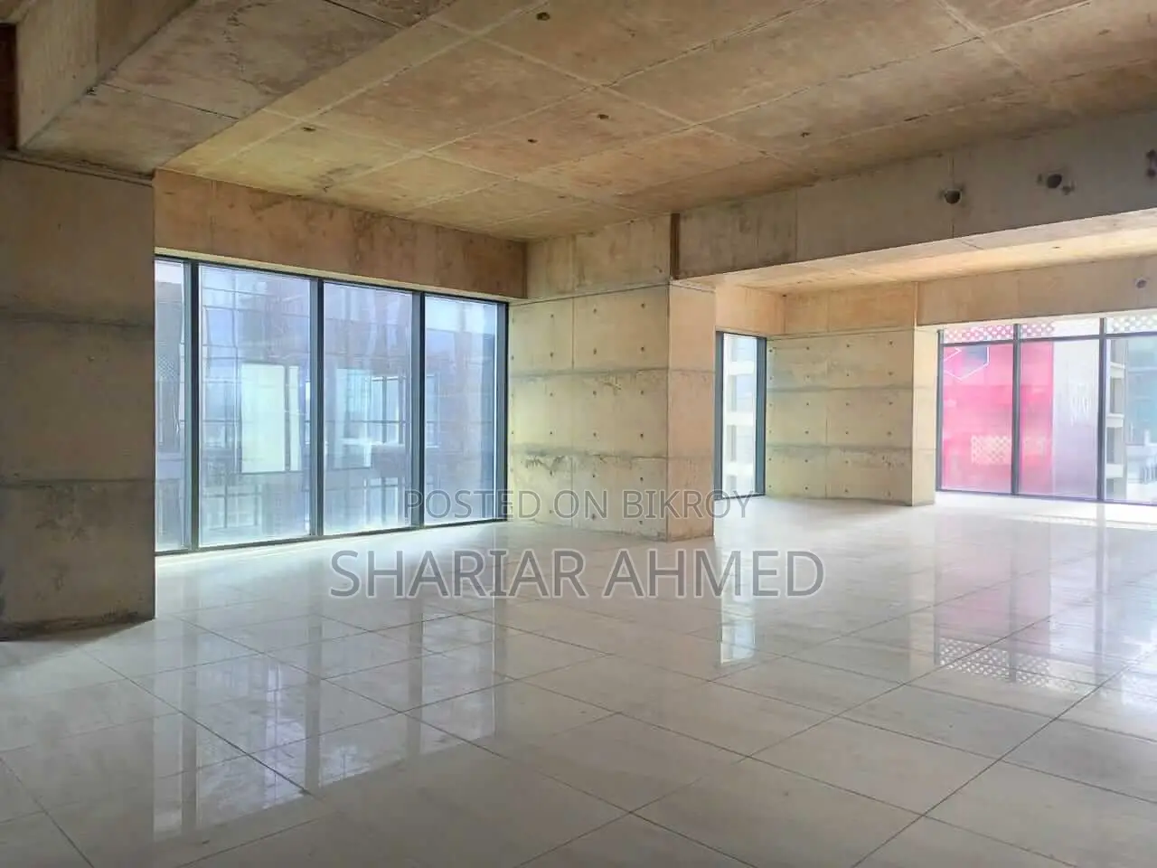 GULSHAN AVENUE - COMMERCIAL 4000 SQFT OPEN SPACE RENT in Gulshan