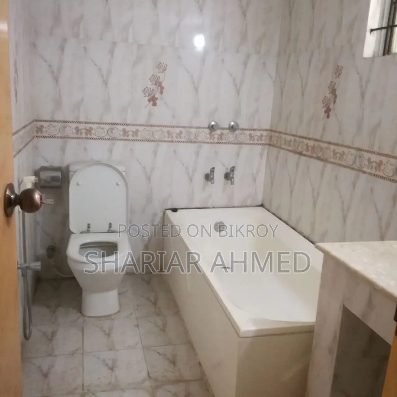 3-Bed 1975 SqFt Furnished Flat for Rent in Gulshan in Gulshan