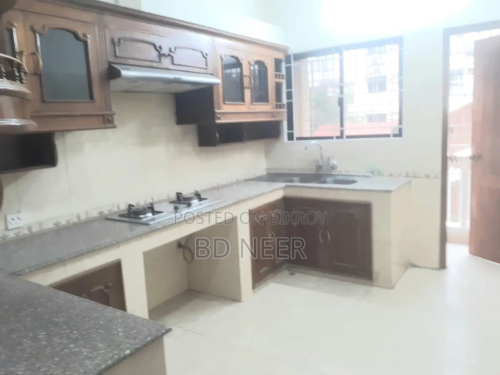 4-Bedroom Semi-Furnished Flat Rent at Gulshan-1 in Gulshan