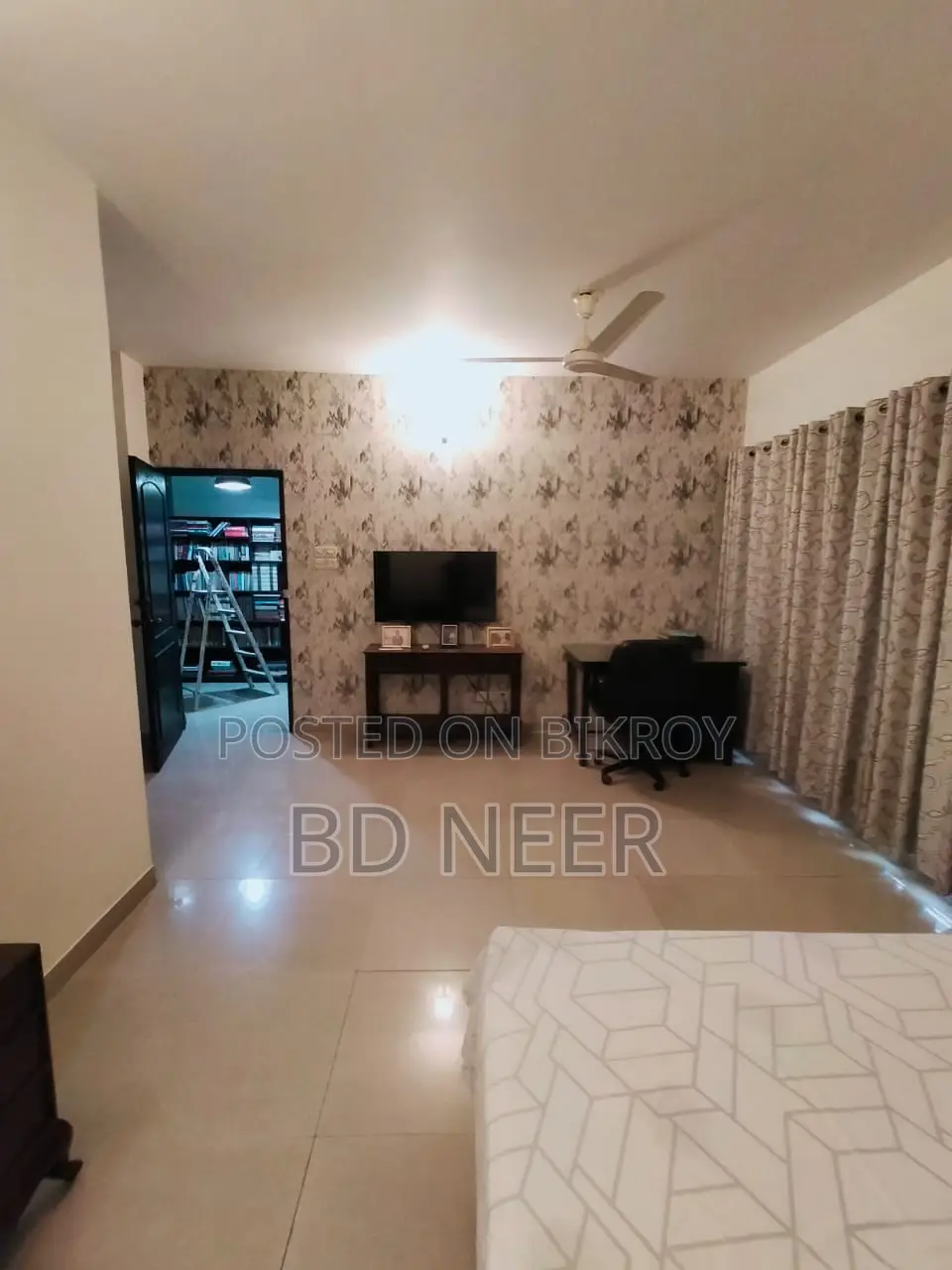 Short Term & Long Furnished 3-Bed Flat Rent in Gulshan-2 in Gulshan