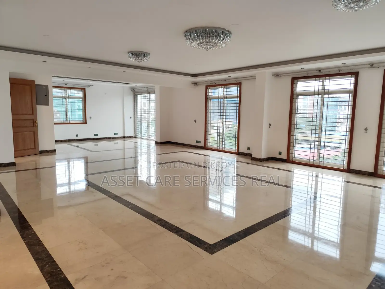 6500-Sqft 4-Bedroom Semi-Furnished Large Apartment for Rent in Gulshan-2 in Gulshan