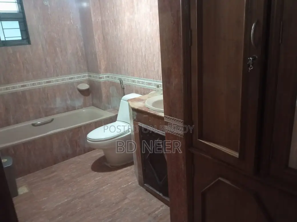 Full Furnish Apt Available in Gulshan in Gulshan