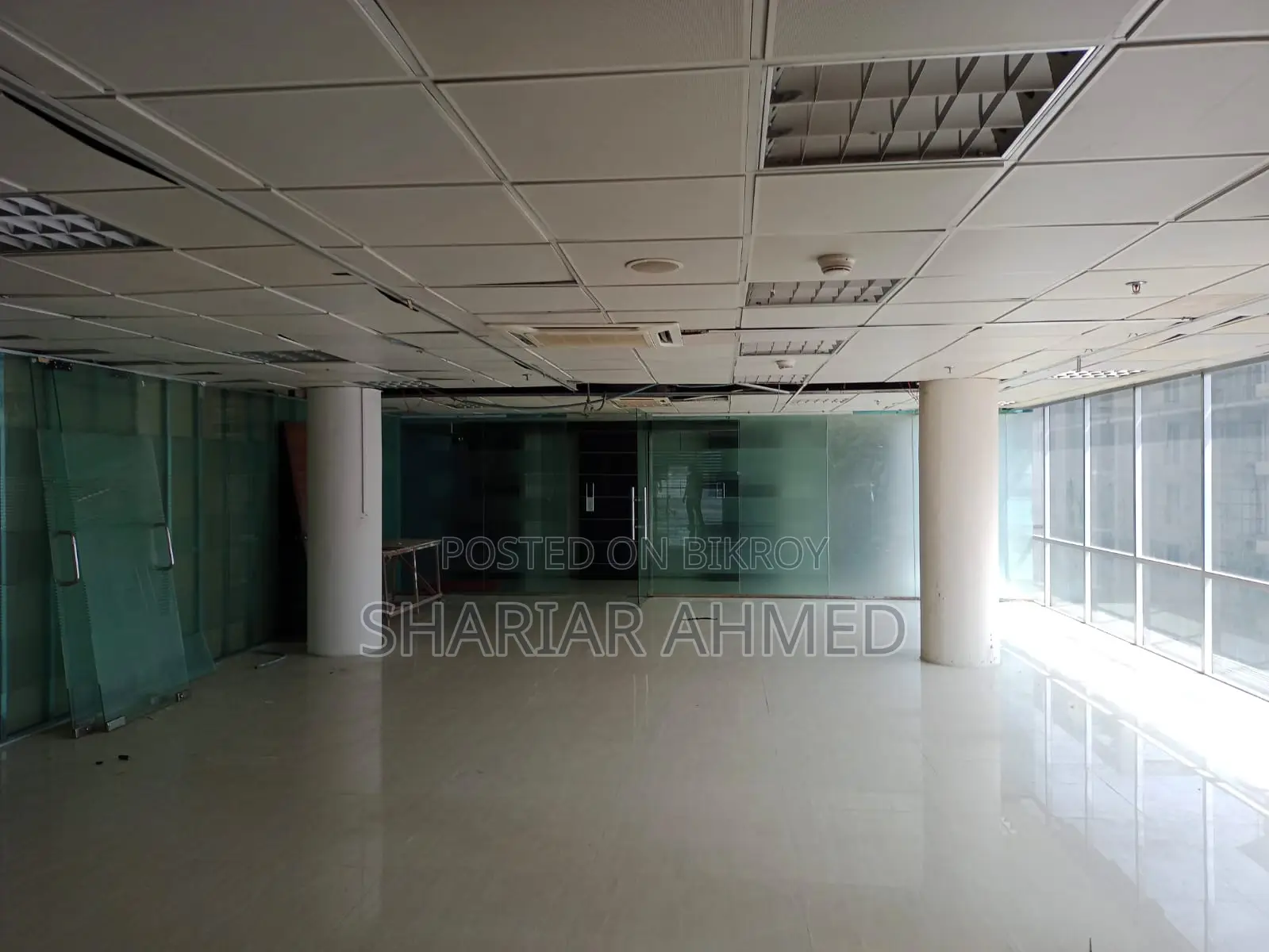 4400 SqFt Exclusive Commercial Property For Rent In GULSHAN Avenue in Gulshan