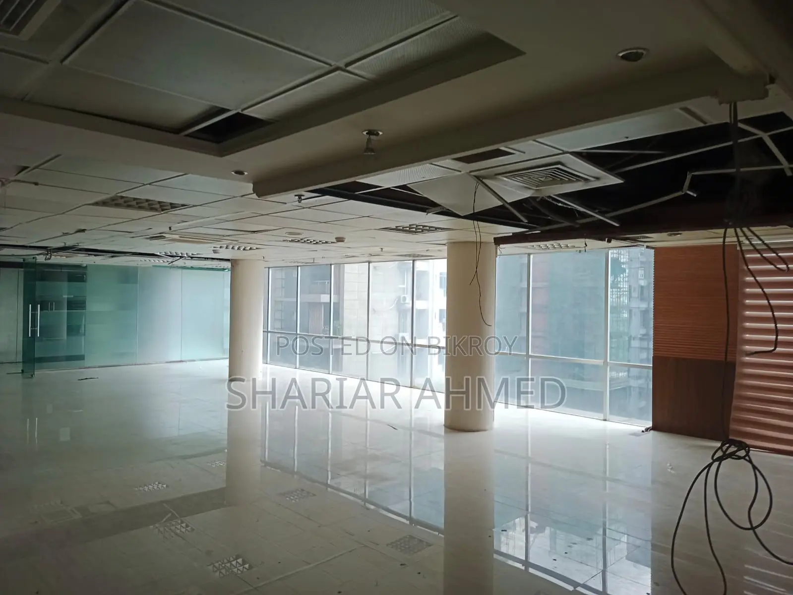 4400 SqFt Exclusive Commercial Property For Rent In GULSHAN Avenue in Gulshan