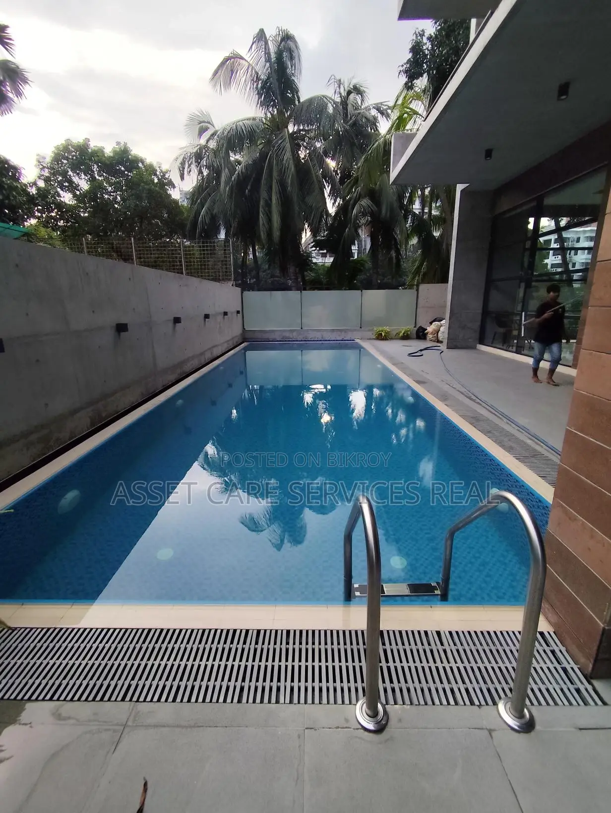 North Gulshan 5-Bedroom Luxurious Duplex Apartment with Gym & Pool Facilities for Rent in Gulshan