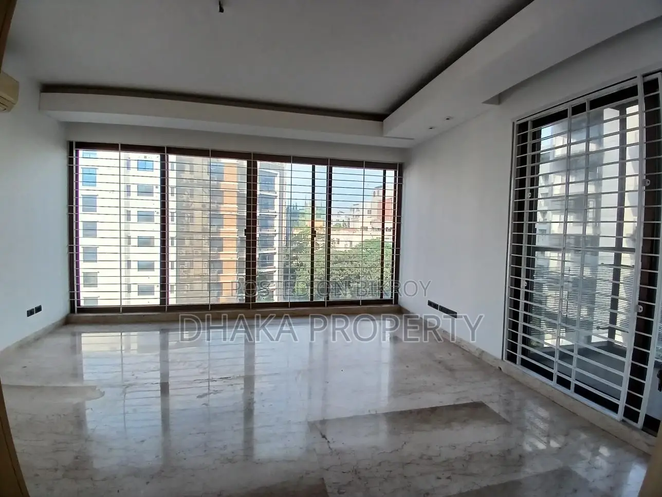 4000sqFt.Wonderful Semi Furnish Apartment Rent At Baridhara DMZ. in Baridhara