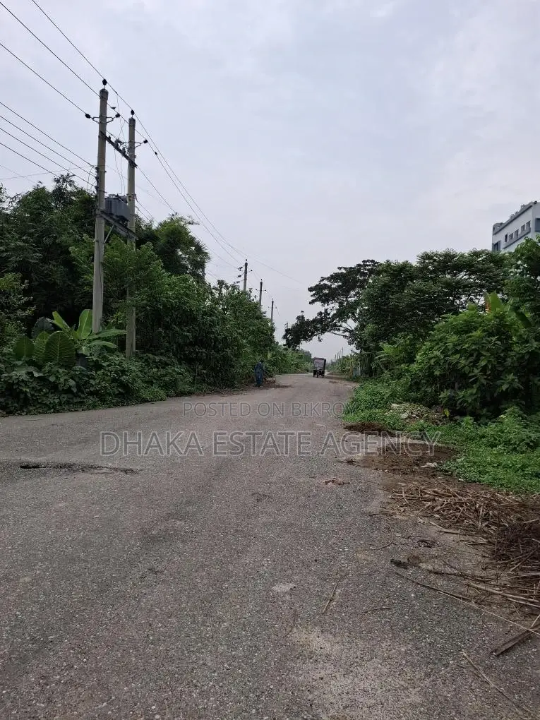 3 KATHA SECTOR 9 SOUTH FACE in Purbachal