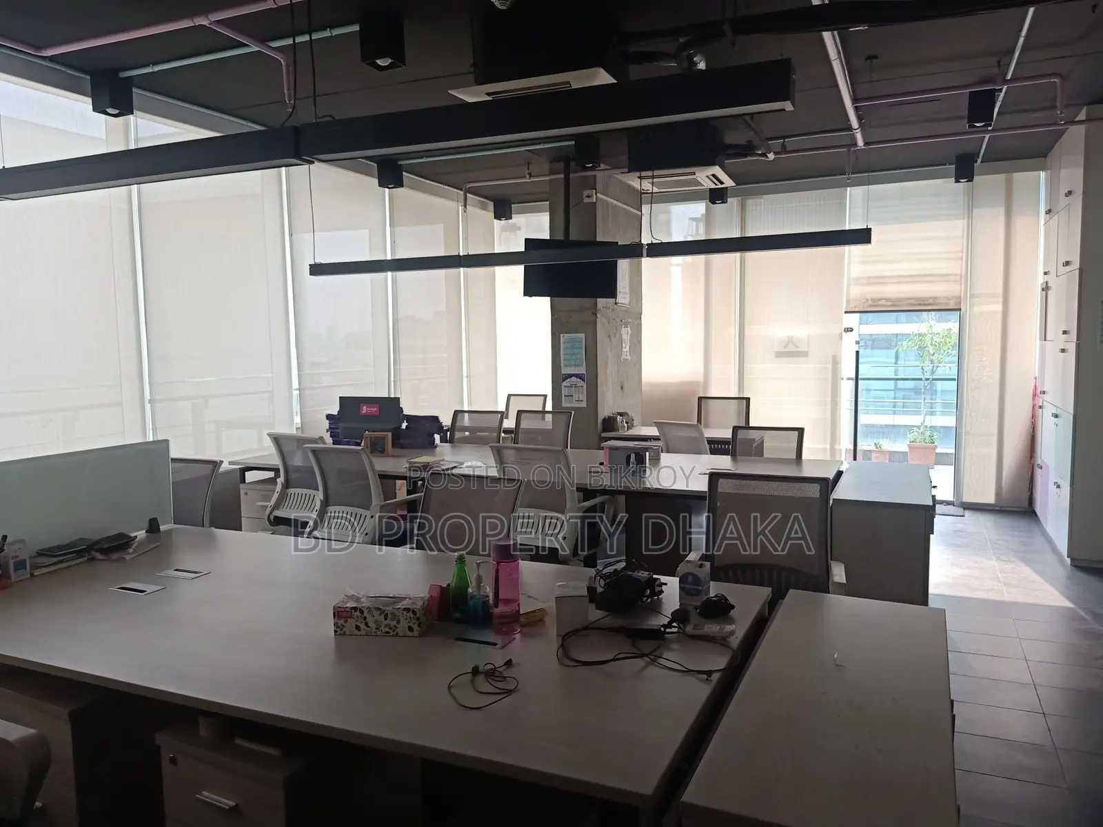 2450 Sqft Newly Commercial Space Rent In Banani in Banani