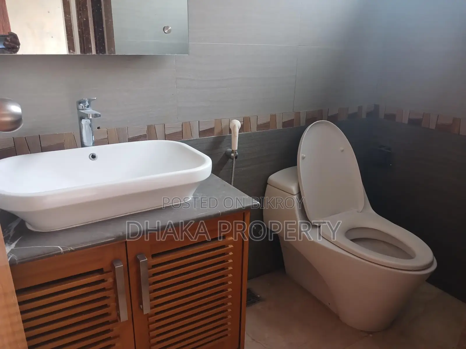 Independent House Rent At Baridhara Diplomatic Zone in Baridhara