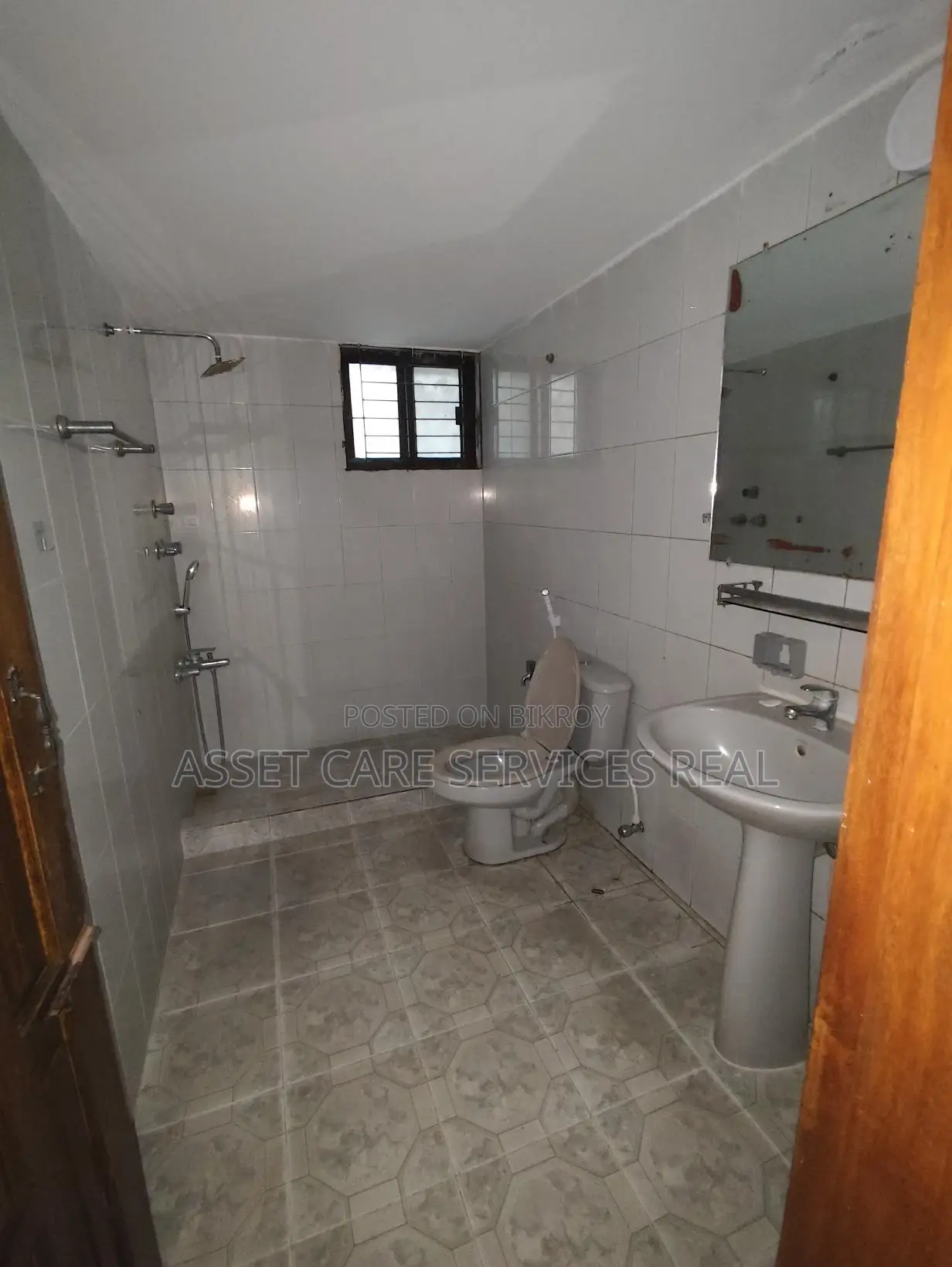 Baridhara DOHS 2850-Sqft Office Space For Rent in Baridhara