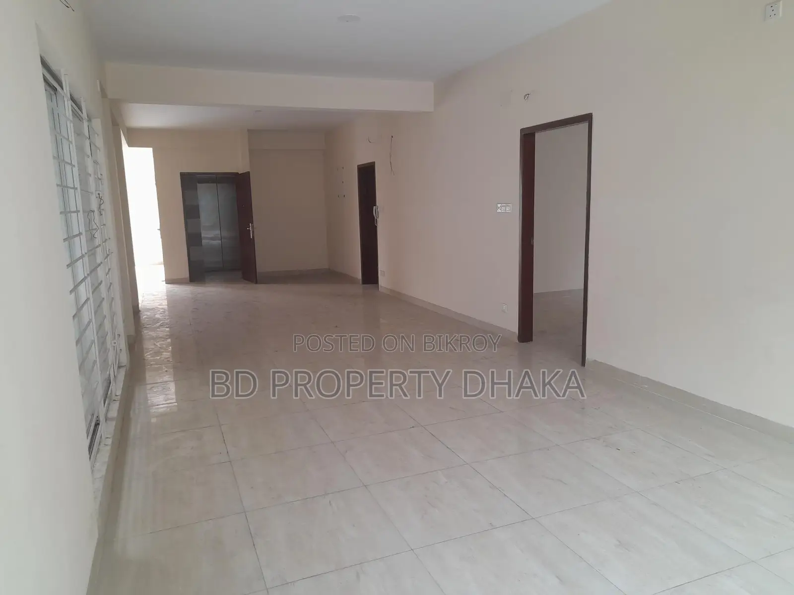 Nice New Building 2950 Sqft Office Space rent in Banani in Banani