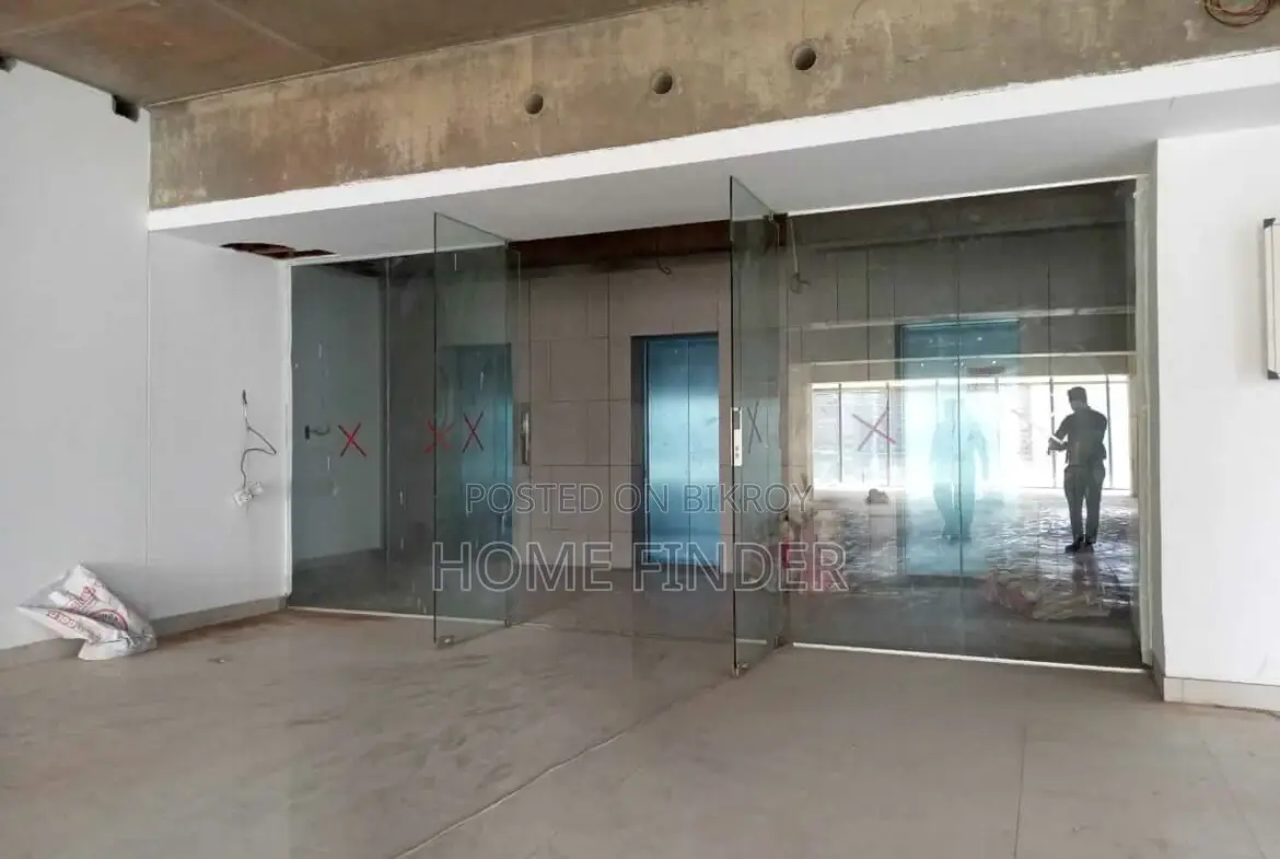 100% Commercial 4000 SqFt Open Space For Rent Gulshan Avenue in Gulshan