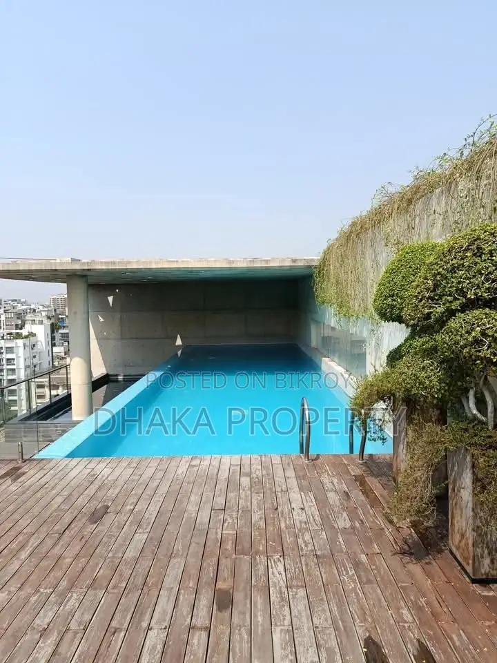 Swimming Pool & Gym Facilities Luxury Apartment Rent in Baridhara in Baridhara