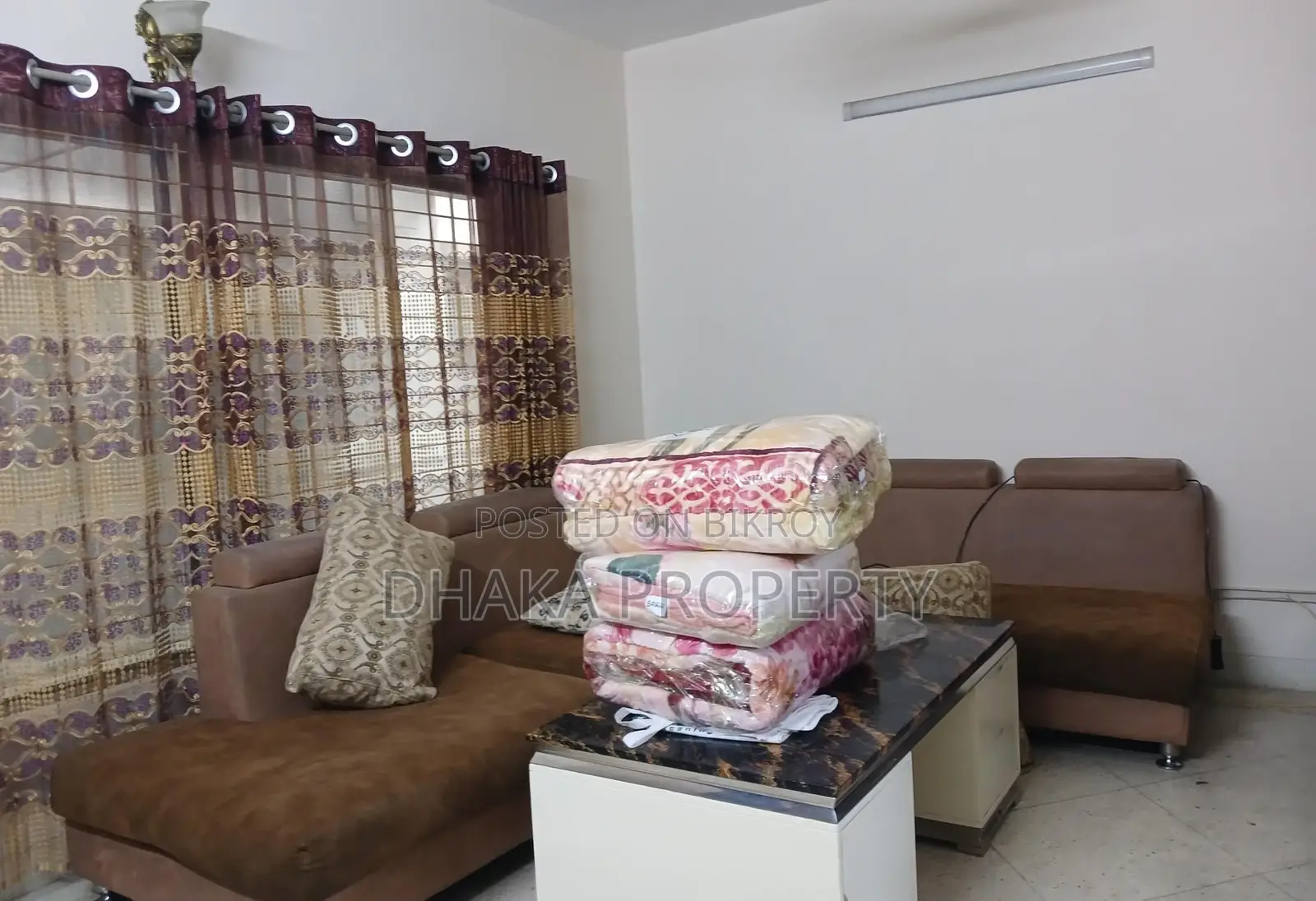 Excellent 3Bed Apartment Rent at Gulshan Diplomatic Area in Gulshan