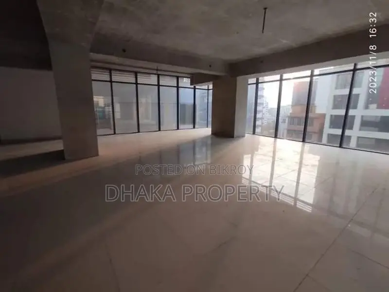 Commercial Office Space Rent in Baridhara Diplomatic Area in Gulshan