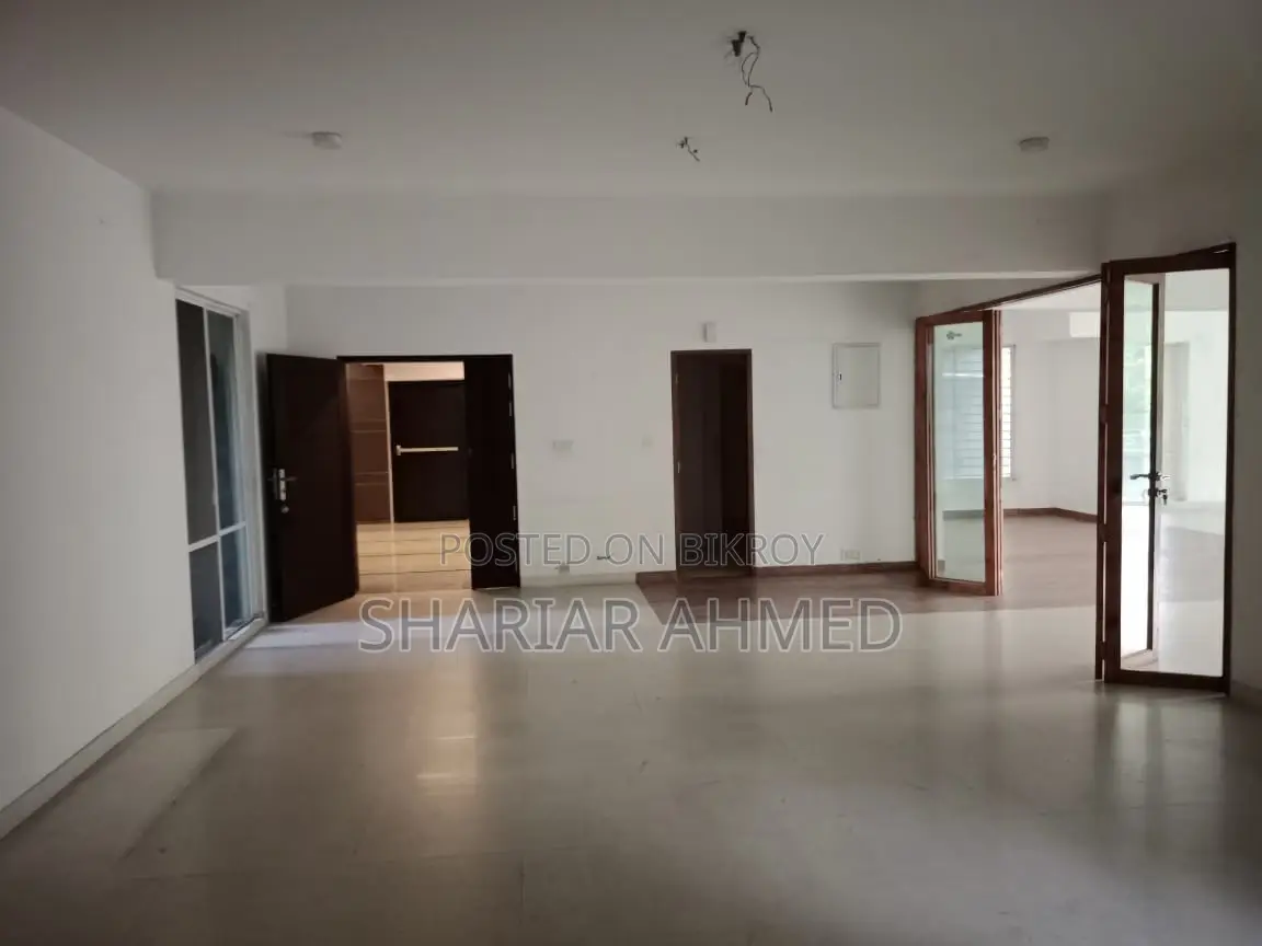 GYM_POOL Lake View Semi Furnished Flat For Rent In Gulshan-2 in Gulshan