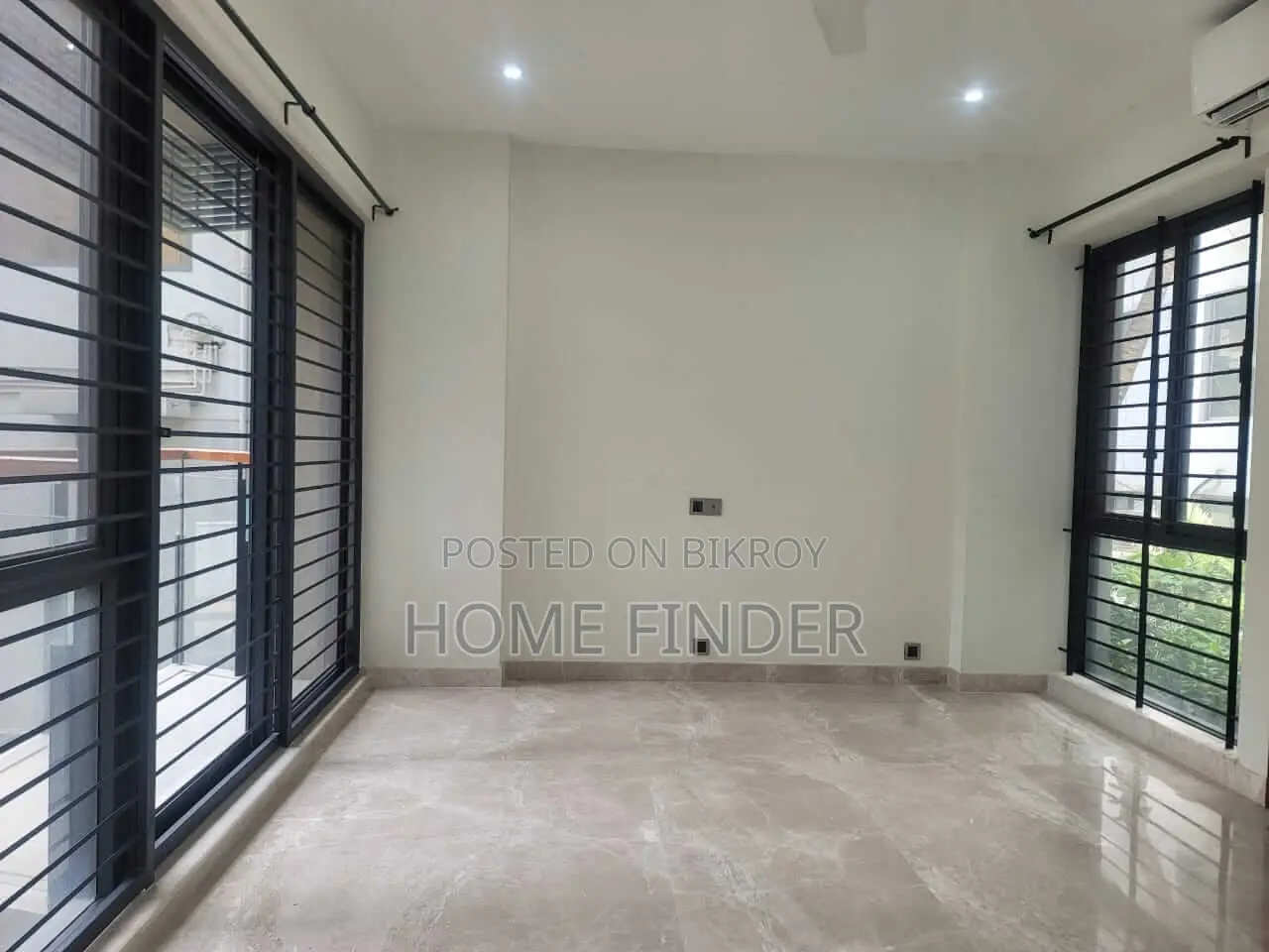 An Amazingly Large Apartment Can Be Found In Gulshan-For Rent in Gulshan