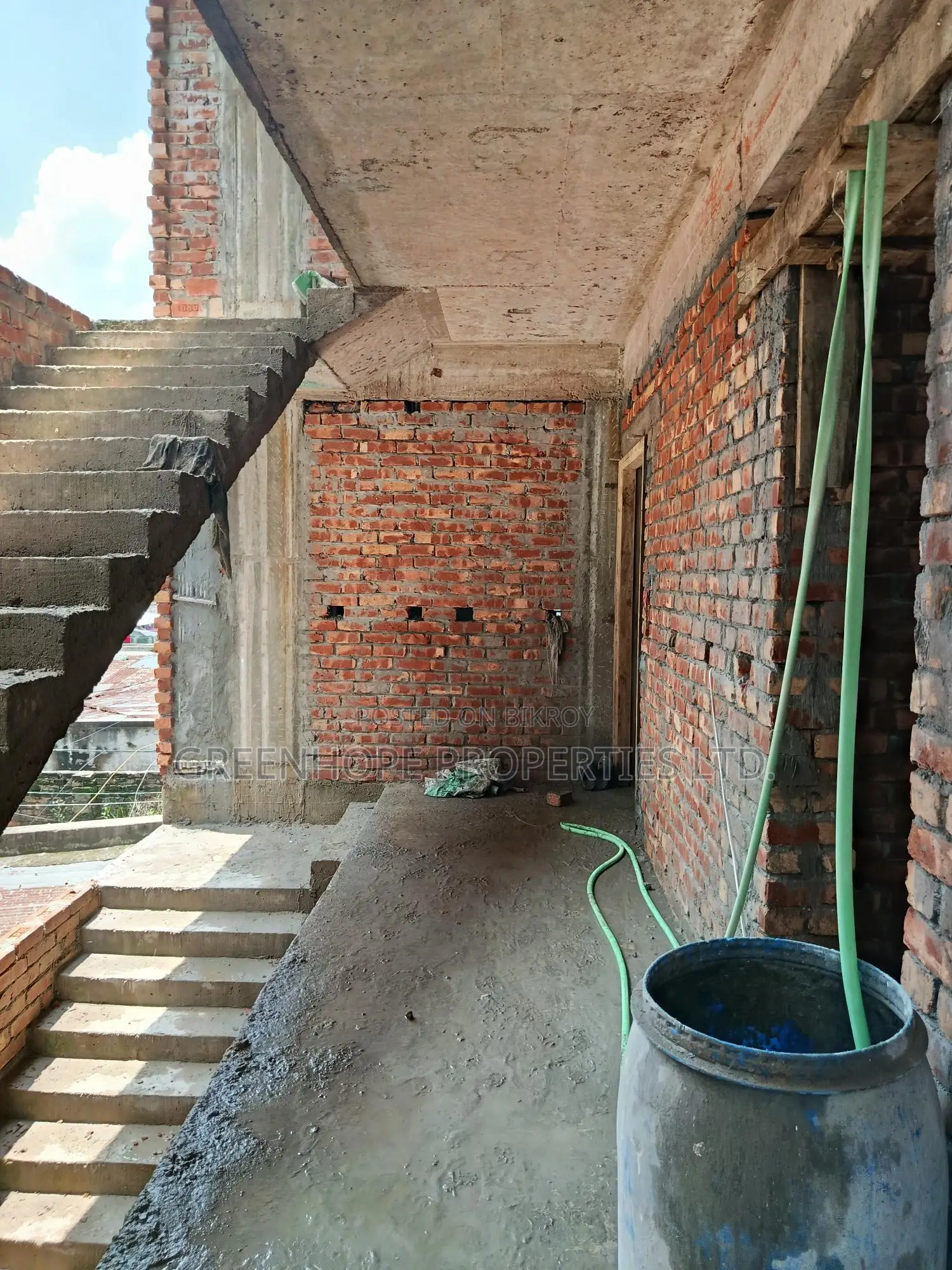 Ready Flat for Sale Near Subastu Shopping Mall, Badda! in Badda