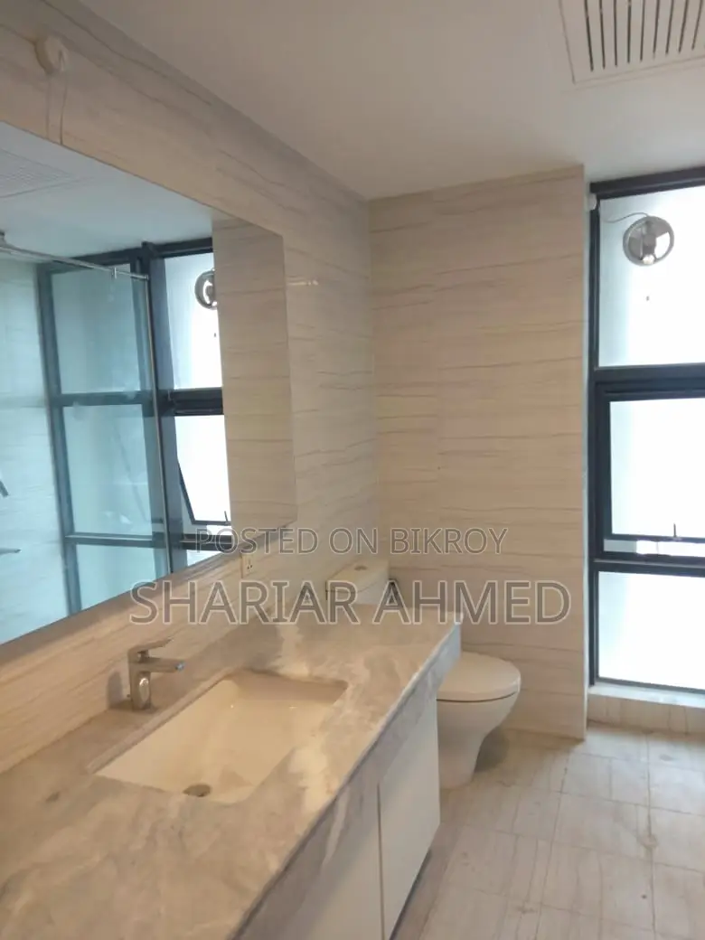 A Nice And Comfortable Apartment Of 3400 Sq Ft Is Up For Rent In Gulshan in Gulshan