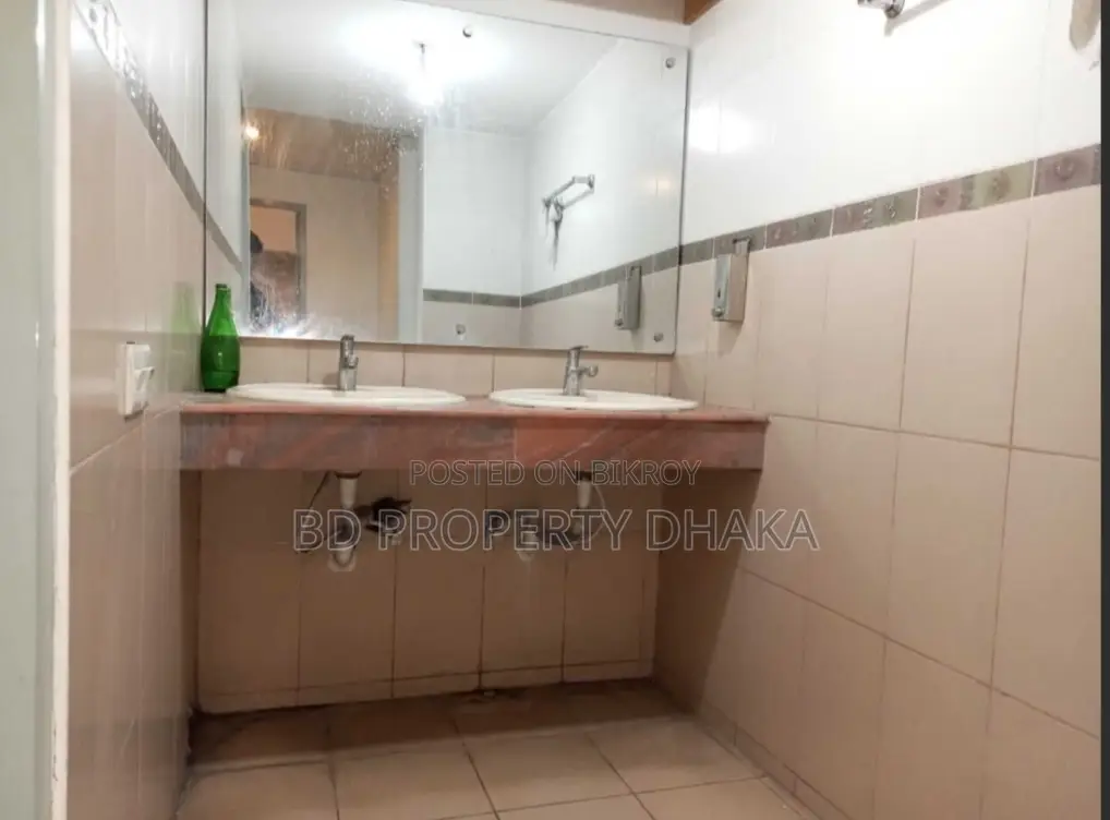 6050 Sqft Open Commercial Space Rent In Gulshan Avenue in Gulshan