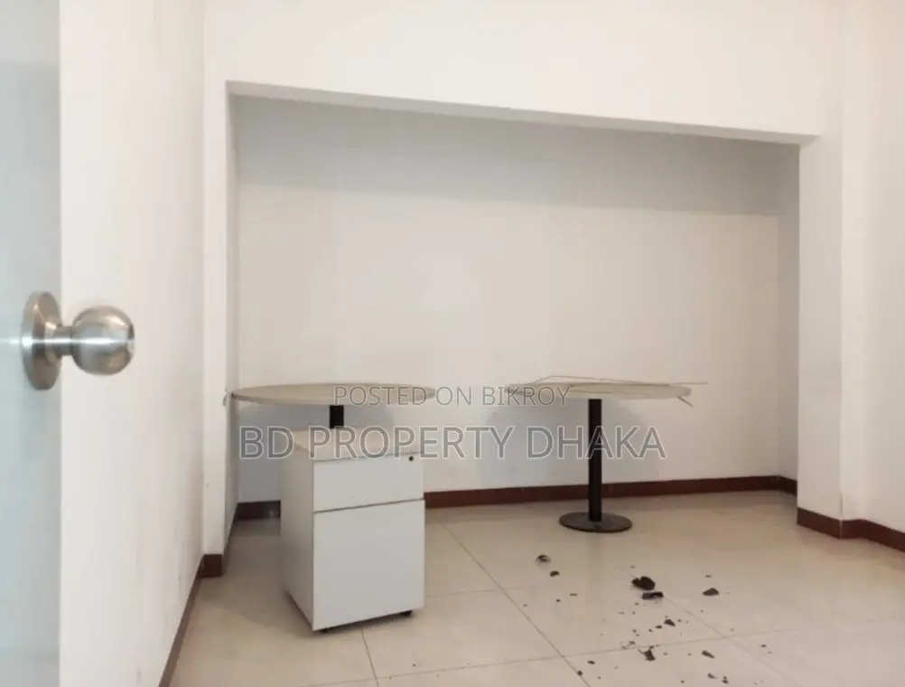 6050 Sqft Open Commercial Space Rent In Gulshan Avenue in Gulshan