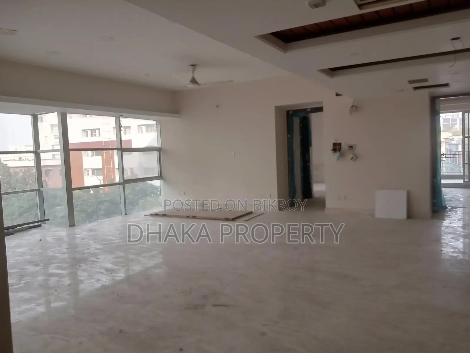 Luxurious Semi Furnished 4 Beded Apartment Rent in Gulshan in Gulshan