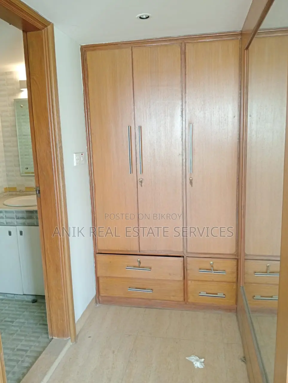 Good Quality 4 Bedroom Un Furnished Flat Rent At Gulshan 2 in Gulshan