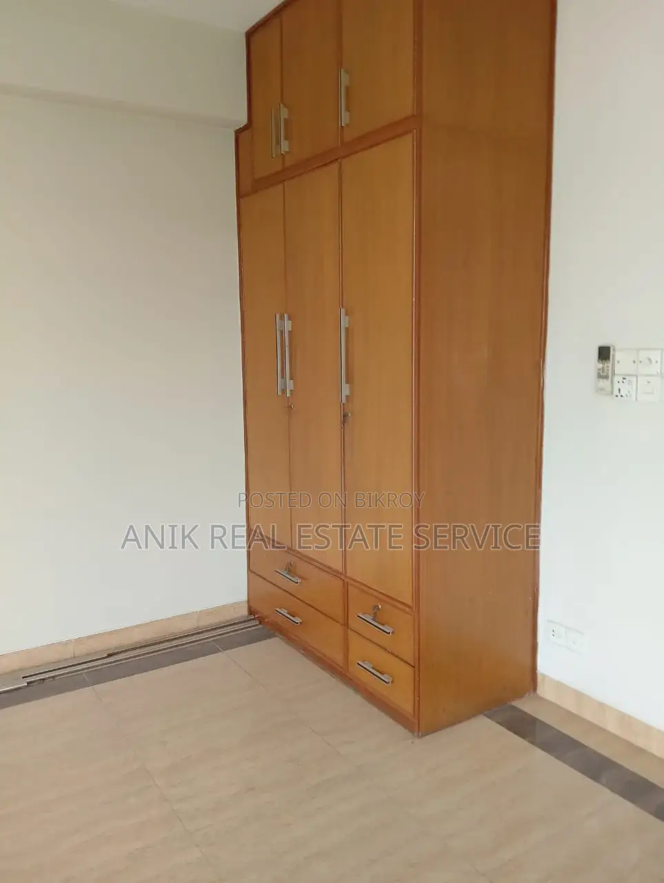 Good Quality 4 Bedroom Un Furnished Flat Rent At Gulshan 2 in Gulshan