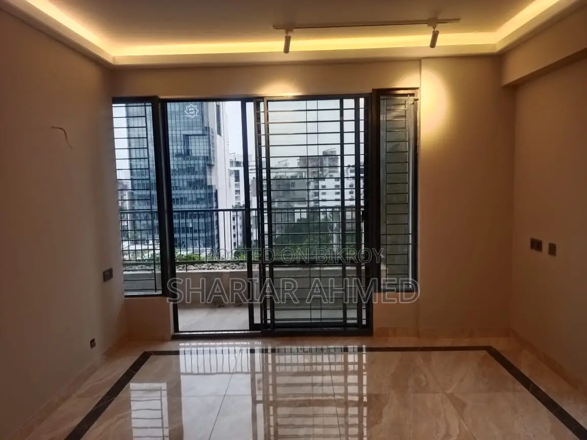 Furnished 3200 Sqft 4-Bedroom Apartment For Rent In Gulshan in Gulshan