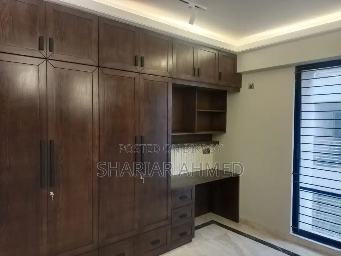 Furnished 3200 Sqft 4-Bedroom Apartment For Rent In Gulshan in Gulshan