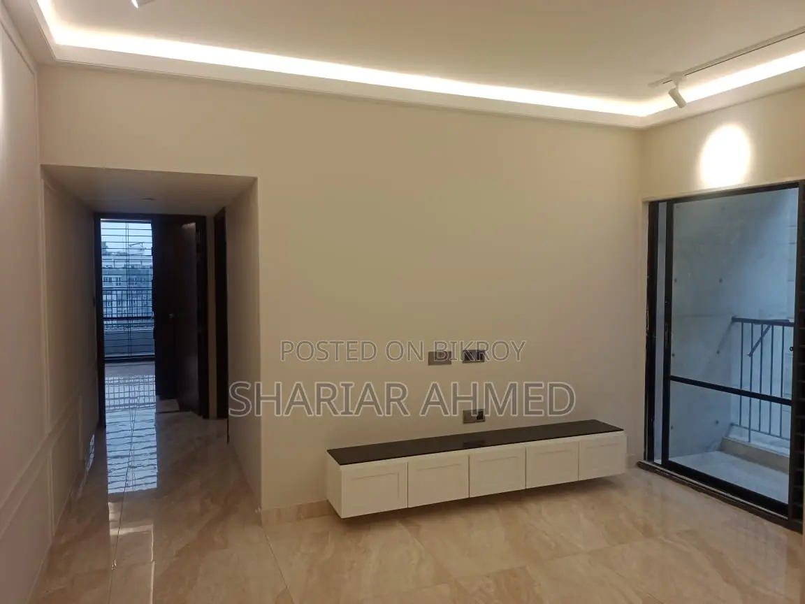 Furnished 3200 Sqft 4-Bedroom Apartment For Rent In Gulshan in Gulshan