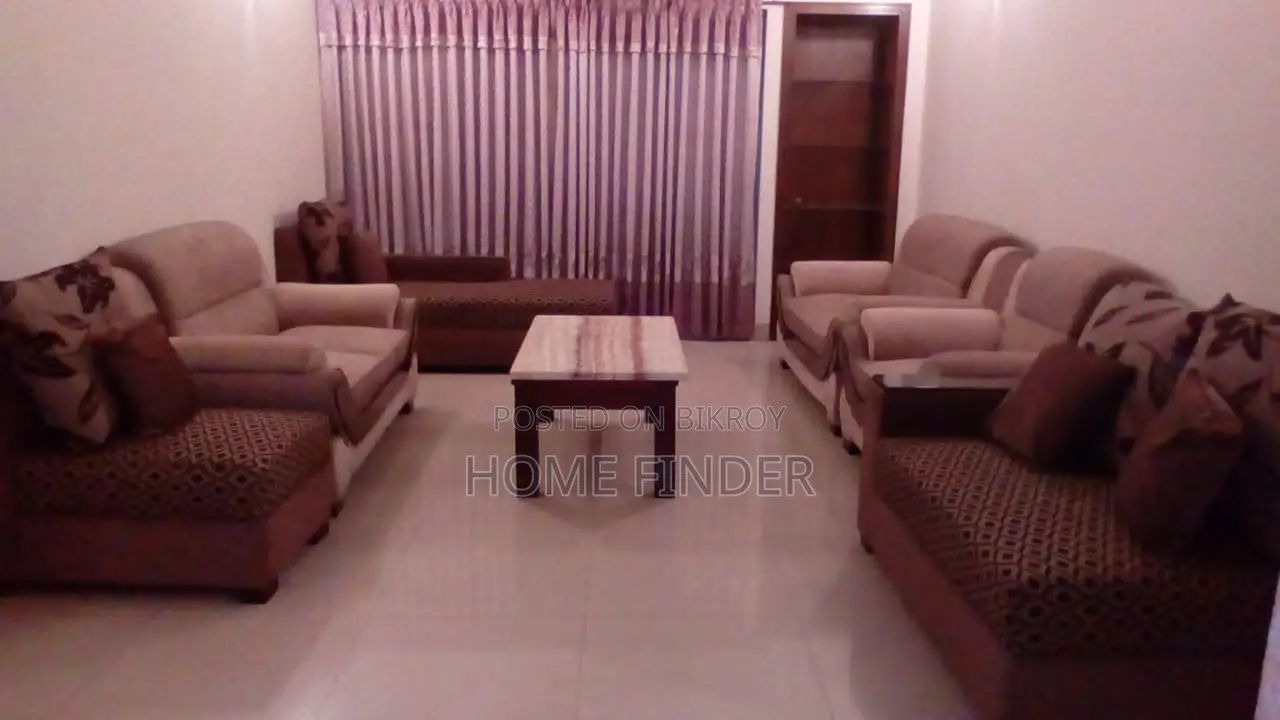 2300 Sq Ft Nice Furnished Apartment Is up For Rent at Gulshan in Gulshan