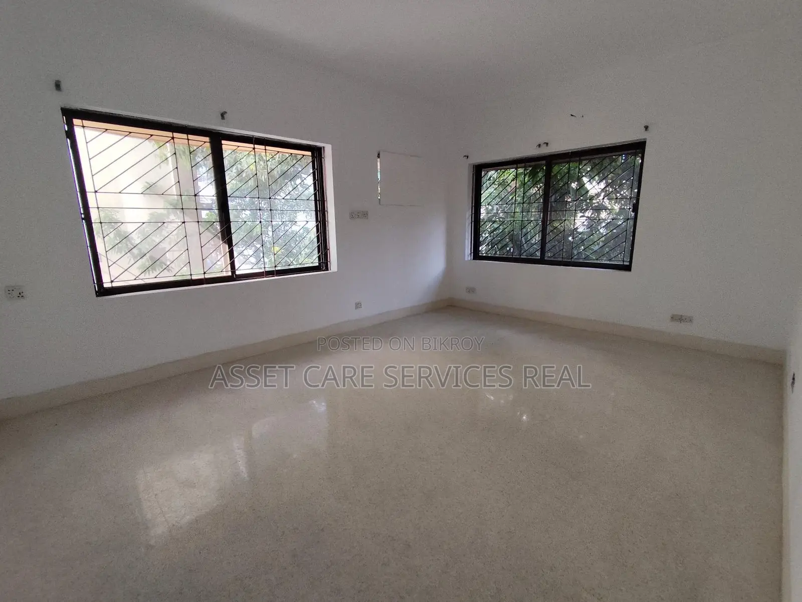 Prime Location 2650-Sqft Office Space for Rent in Gulshan-2 in Gulshan
