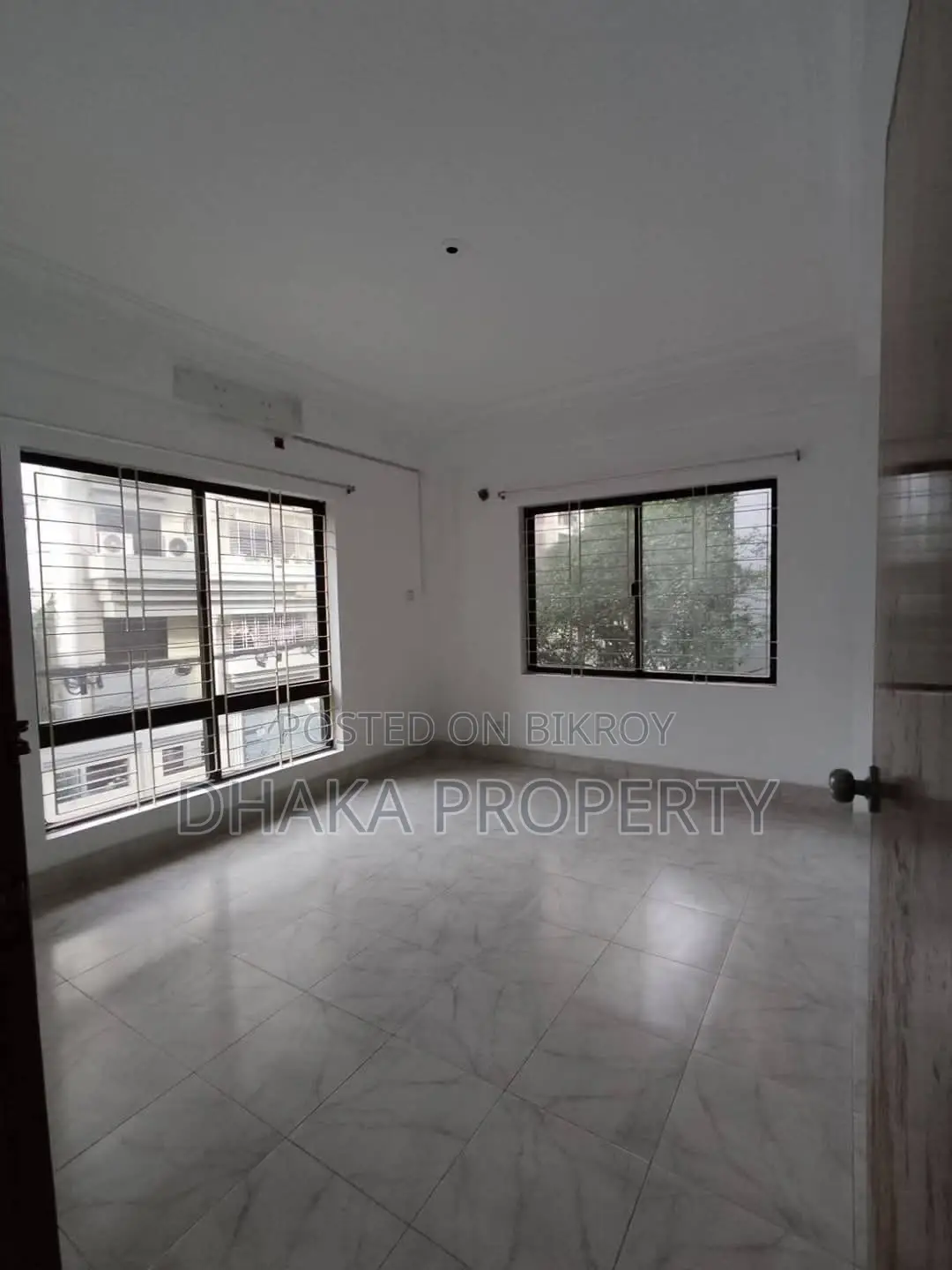 2300-Sqft Nice Un-Furnished 3 Bedrooms Apartment Rent in Gulshan in Gulshan