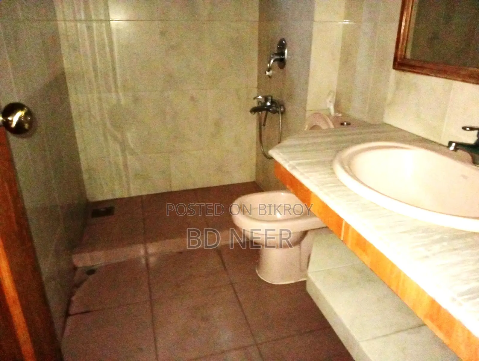 3000-SqFt 4-Bed 4th Floor Flat For Rent in Gulshan-2 in Gulshan