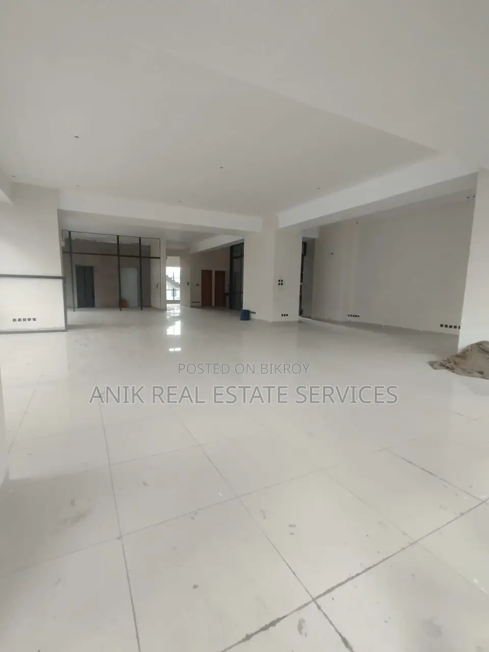 Commarcial 3200 Sft Office Space Rent At Gulshan 1 in Gulshan