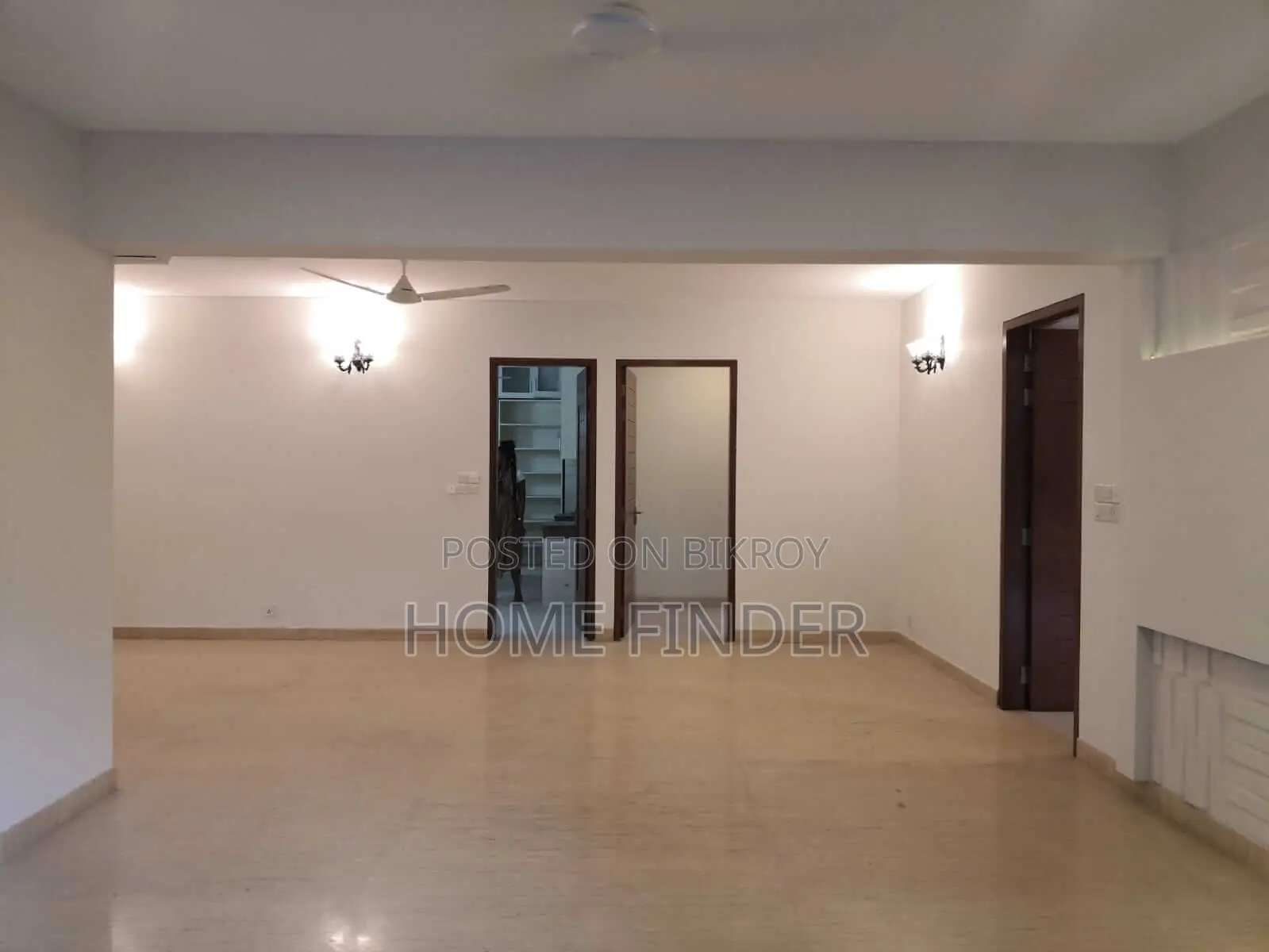 OFFICE RENT IN GULSHAN (2) 5000 SQFT in Gulshan