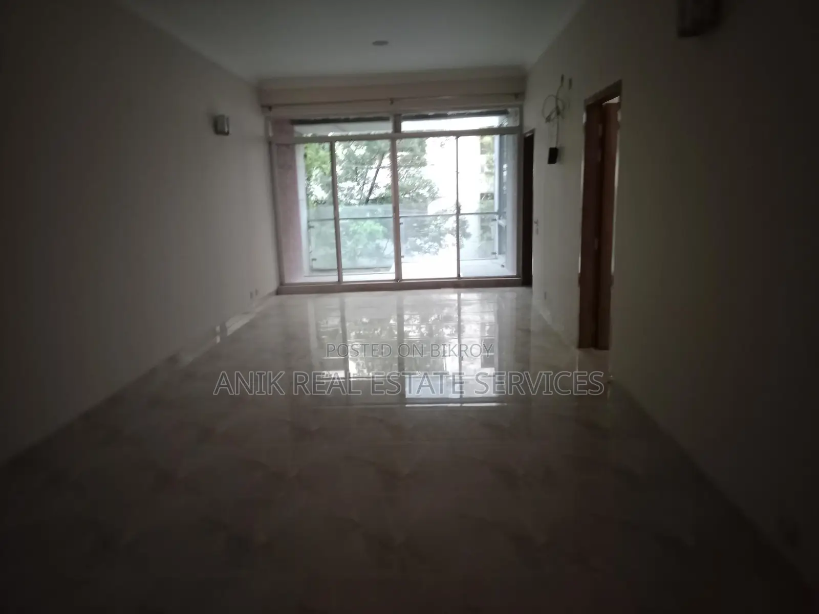 Good Quality 3 Bedroom Un Farnised Flat Rent At Gulshan 2 in Gulshan