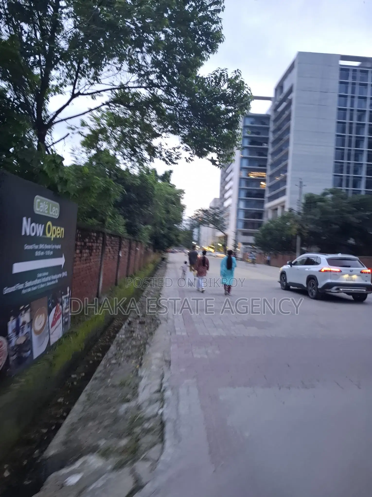 UTTARA SECTOR 6 MAIN ROAD COMMERCIAL PLOT SALE in Uttara