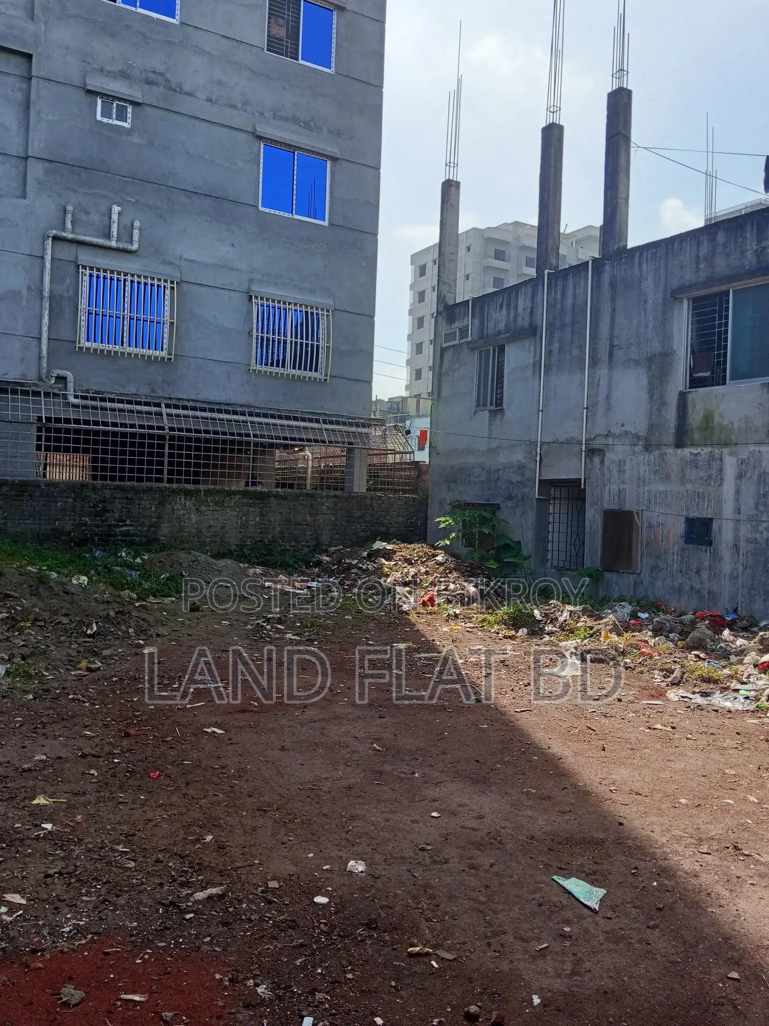 2.72 Katha North-Facing Plot Surrounded by Boundary Wall for Sale in Mohammadpur