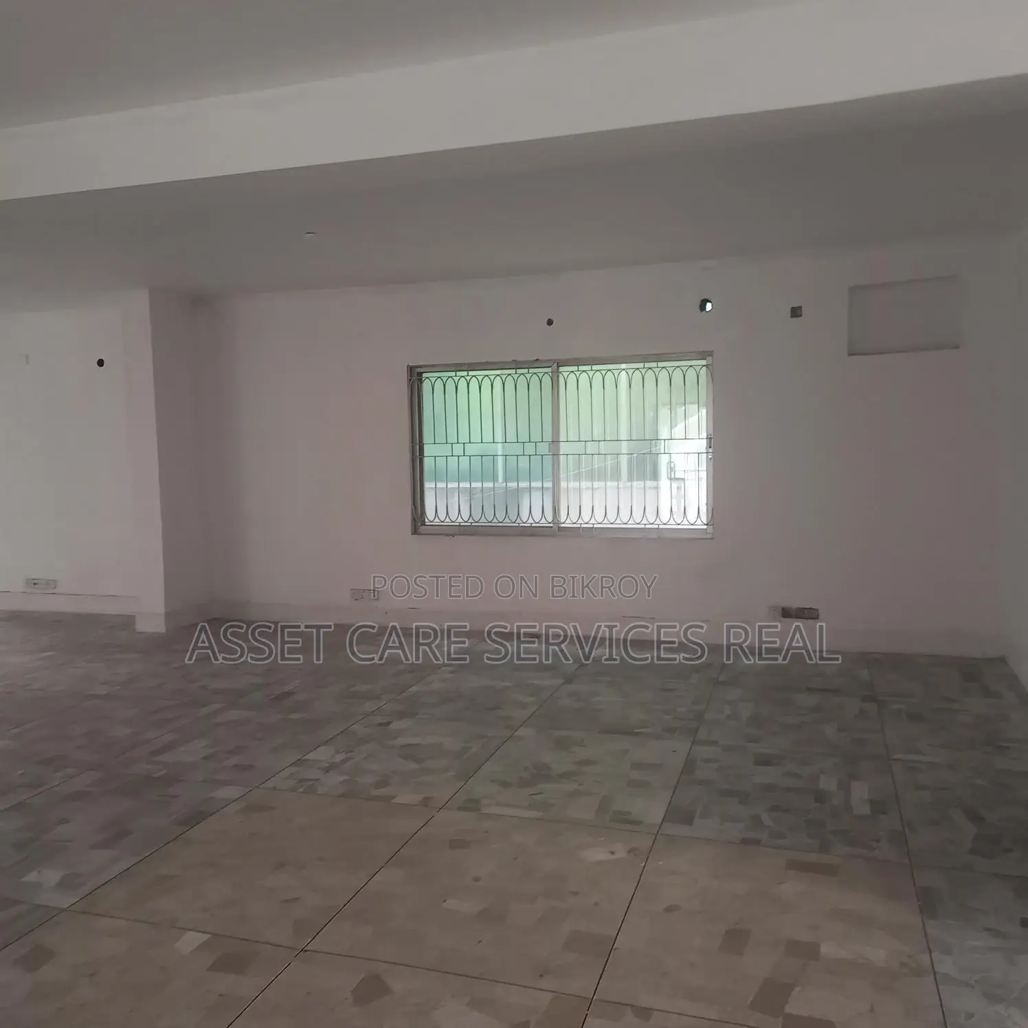 3200 Sqf commercial space rent @ Gulshan Avenue. in Gulshan