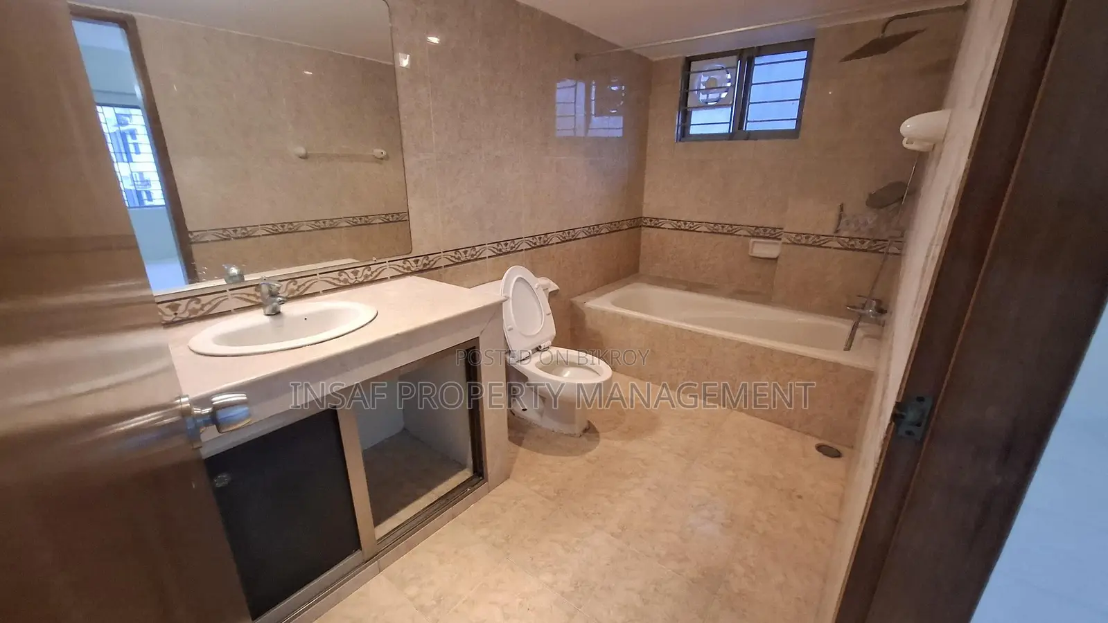 3500 Sq Ft 4 Bedroom Apartment for Sale in Gulshan | Spacious Home in Gulshan