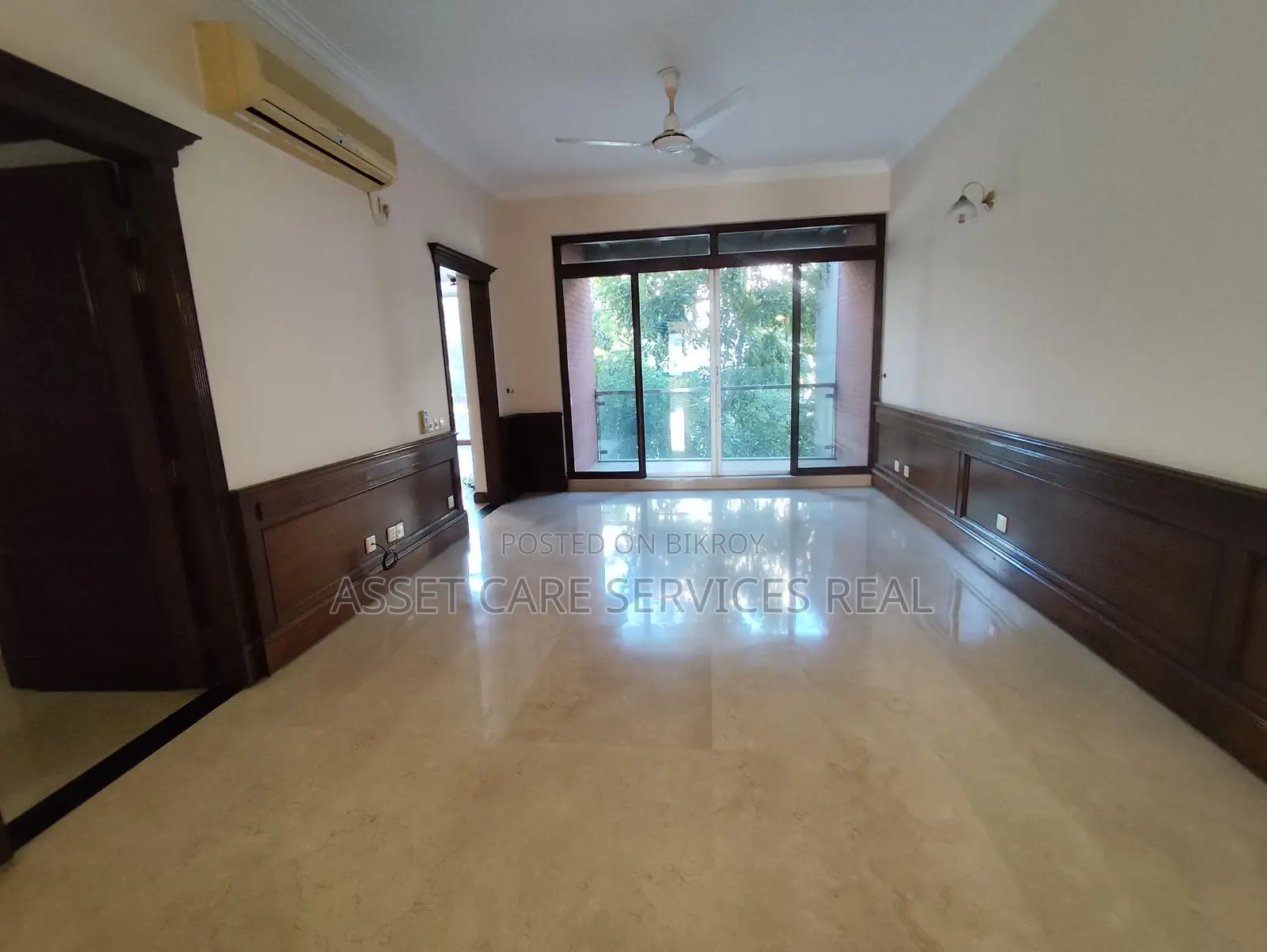3Bed Semi-Furnished Exclusive Apartment Rent In Gulshan-2 in Gulshan