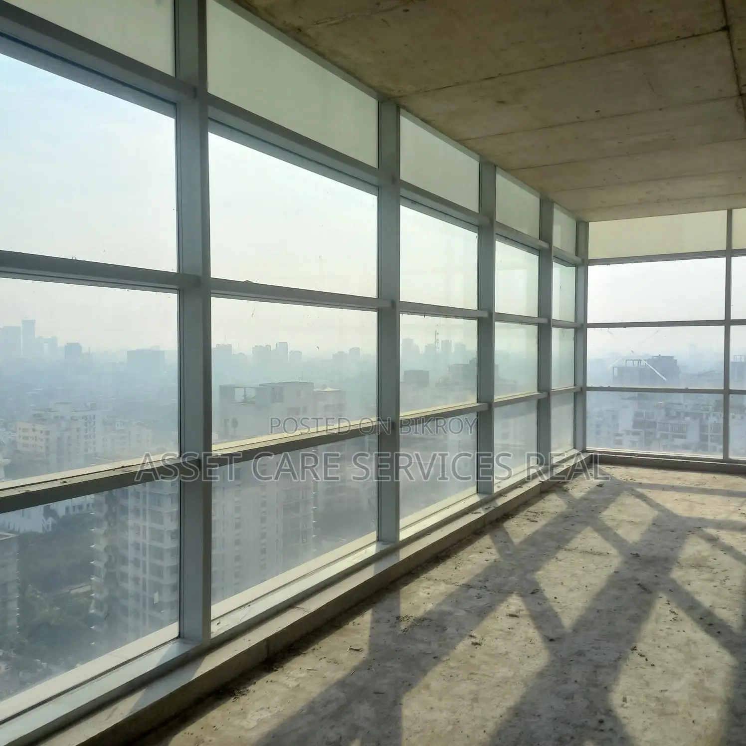 Exclusive New Commercial Floor 8400 Sq Ft @ Gulshan 2 Circle in Gulshan